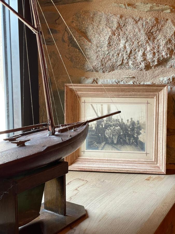 Manoir Medieval Du XV Ieme Siecle Minihy-Tréguier Exteriör bild